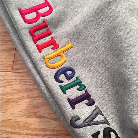 Burberry Archive Logo Sweatpants - Picture 2 of 4
